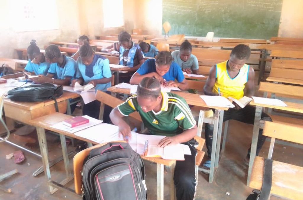 🎉 COMPÉTITION DES COURS BIBLIQUES 2025 – UNE GÉNÉRATION QUI CONNAÎT DIEU ! 🙌📖